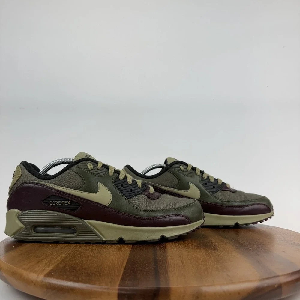 Mens‎ Nike Air Max 90 GORE-TEX Medium Olive Comfort Sneakers Shoes Size 10 M GUC